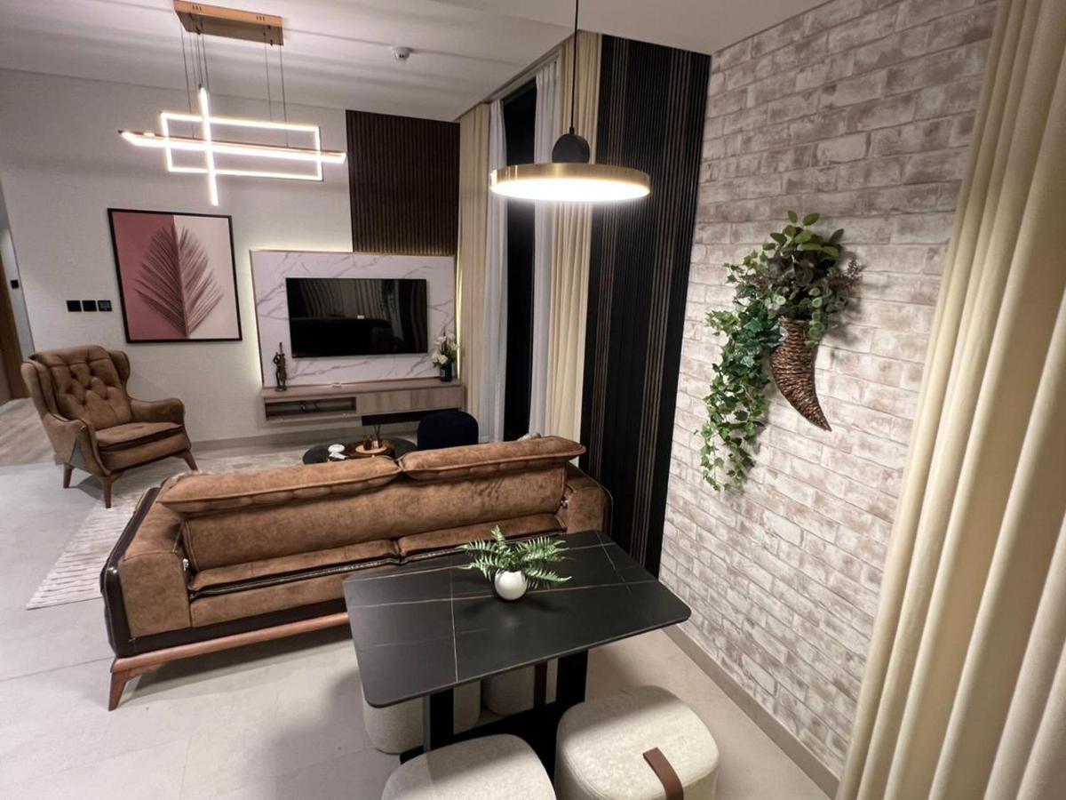 Apartment 2 Bedroom Cozy Radiant In Sobha Hartland