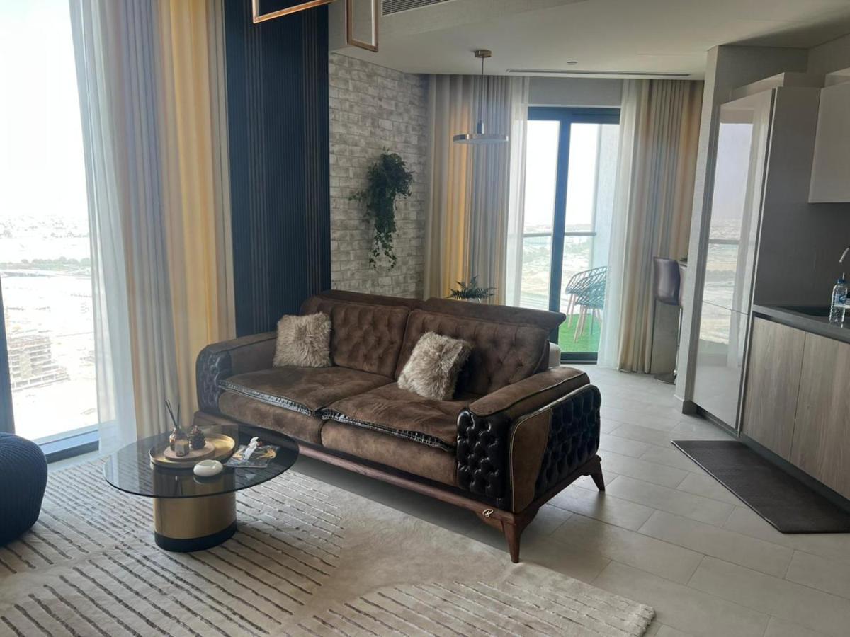 2 Bedroom Cozy Radiant In Sobha Hartland Apartment